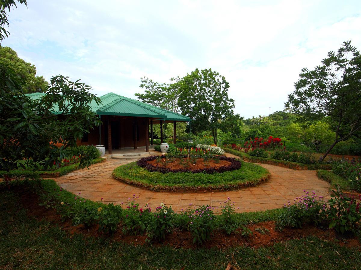 Grand & Gangula Hotel Dambulla Exterior foto