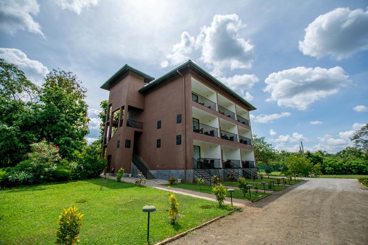 Grand & Gangula Hotel Dambulla Exterior foto