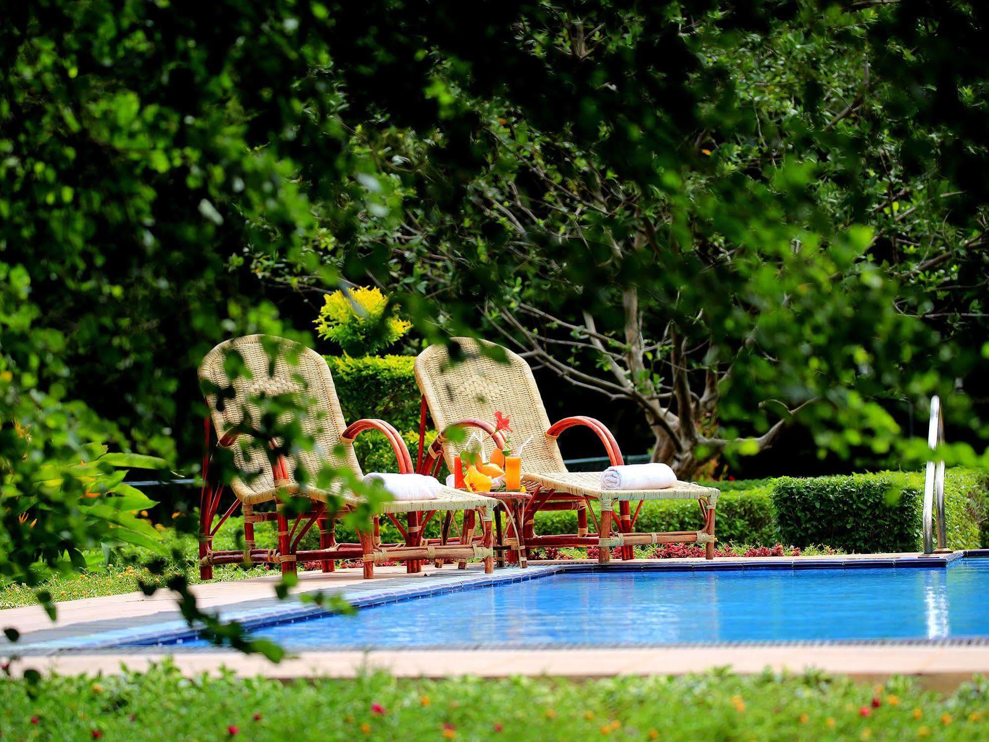 Grand & Gangula Hotel Dambulla Exterior foto